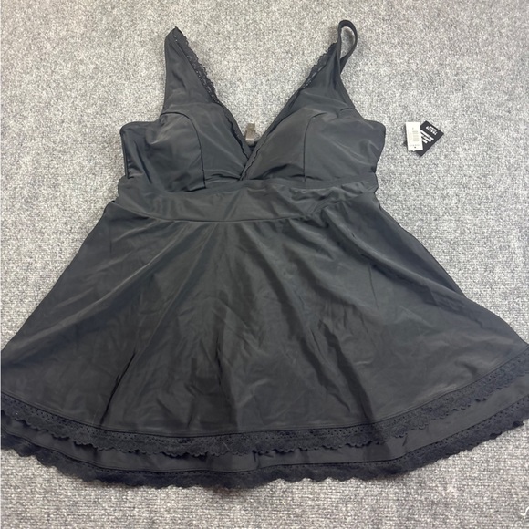 torrid Other - TORRID Women’s NWT Black Wireless Lace Trimmed Swim Dress w/Brief Size: 2 - 2XL
